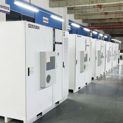 Système de stockage d'énergie solaire à micro-réseau extérieur 90kwh 100kwh 110kwh 120kwh