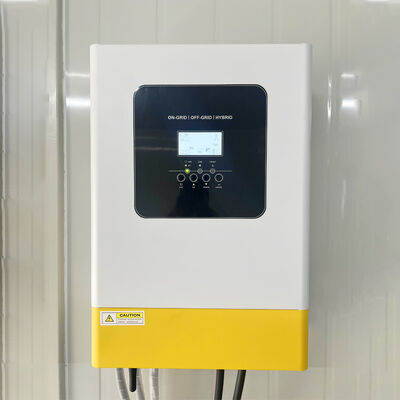 Haute efficacité 94% 48V Pure Sine Wave Hybrid Inverter solaire 5,5 kW 6,2 kW MPPT à phase unique hors réseau pour la sauvegarde à domicile